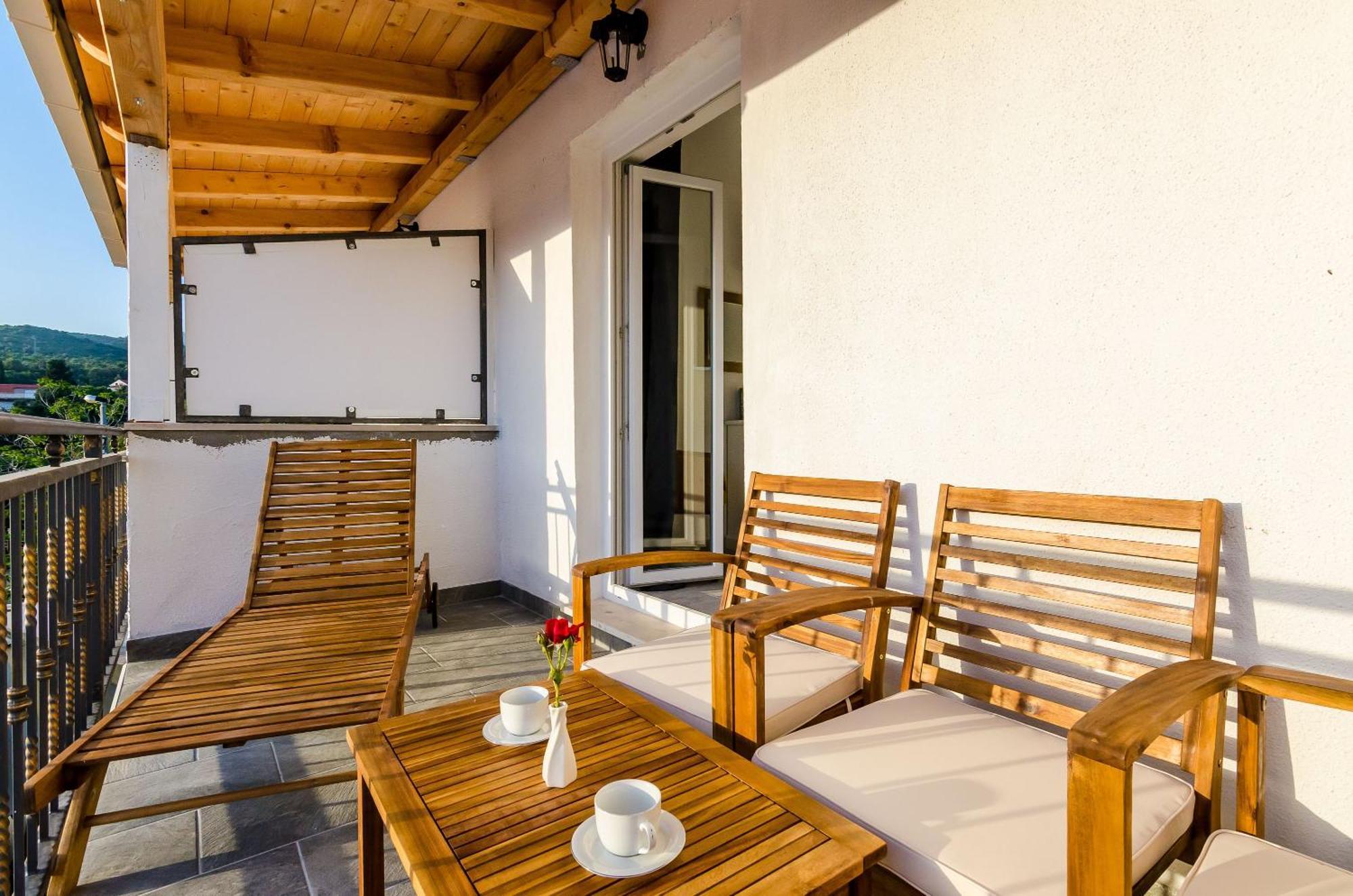 Mata Family Apartments Molunat Extérieur photo